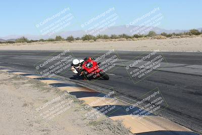 media/Dec-01-2025-Moto Forza (Mon) [[2daa91e15f]]/1-Advanced Group/Session 4 (Turn 10 Inside)/